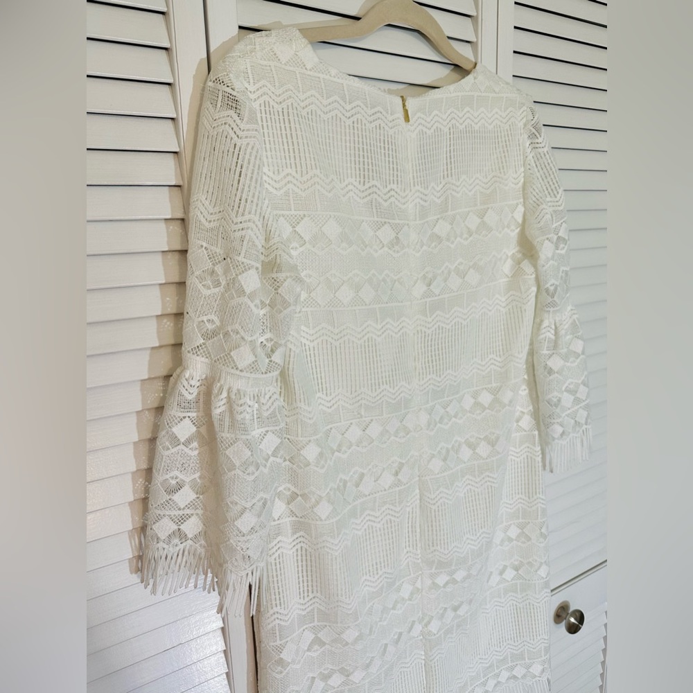 Trina Turk White Lace Fringed Bell Sleeve Cocktail Sheath Dress, Size 6, NWT - Picture 3 of 10